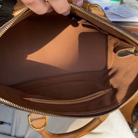 LOUIS VUITTON Monogram Alma PM - Picture 10 of 14